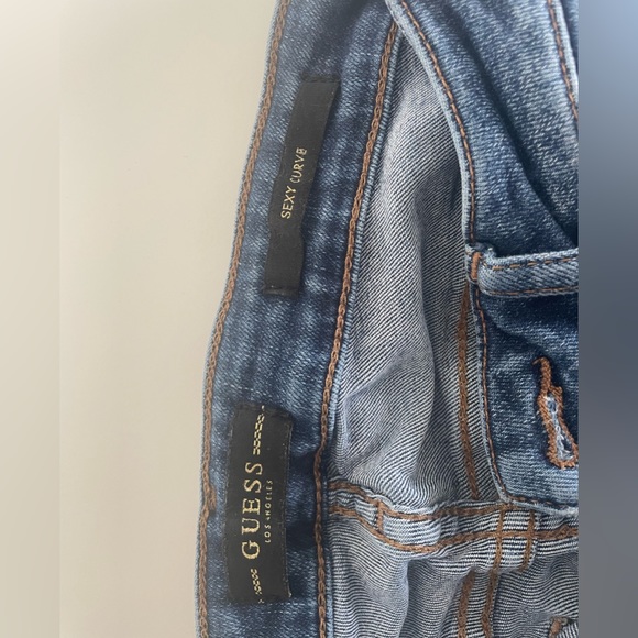 Guess jeans - Picture 3 of 4